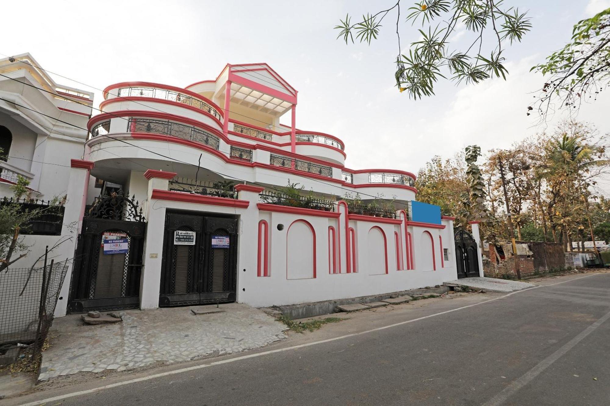 Shikhar Paradise Chinhat Ngoại thất bức ảnh