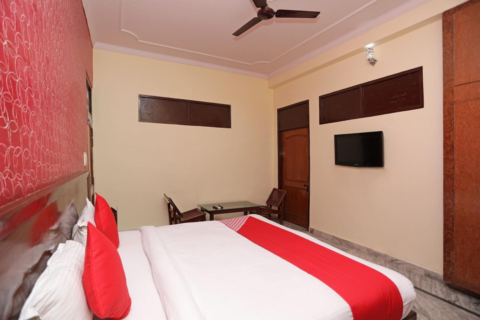 Shikhar Paradise Chinhat Ngoại thất bức ảnh