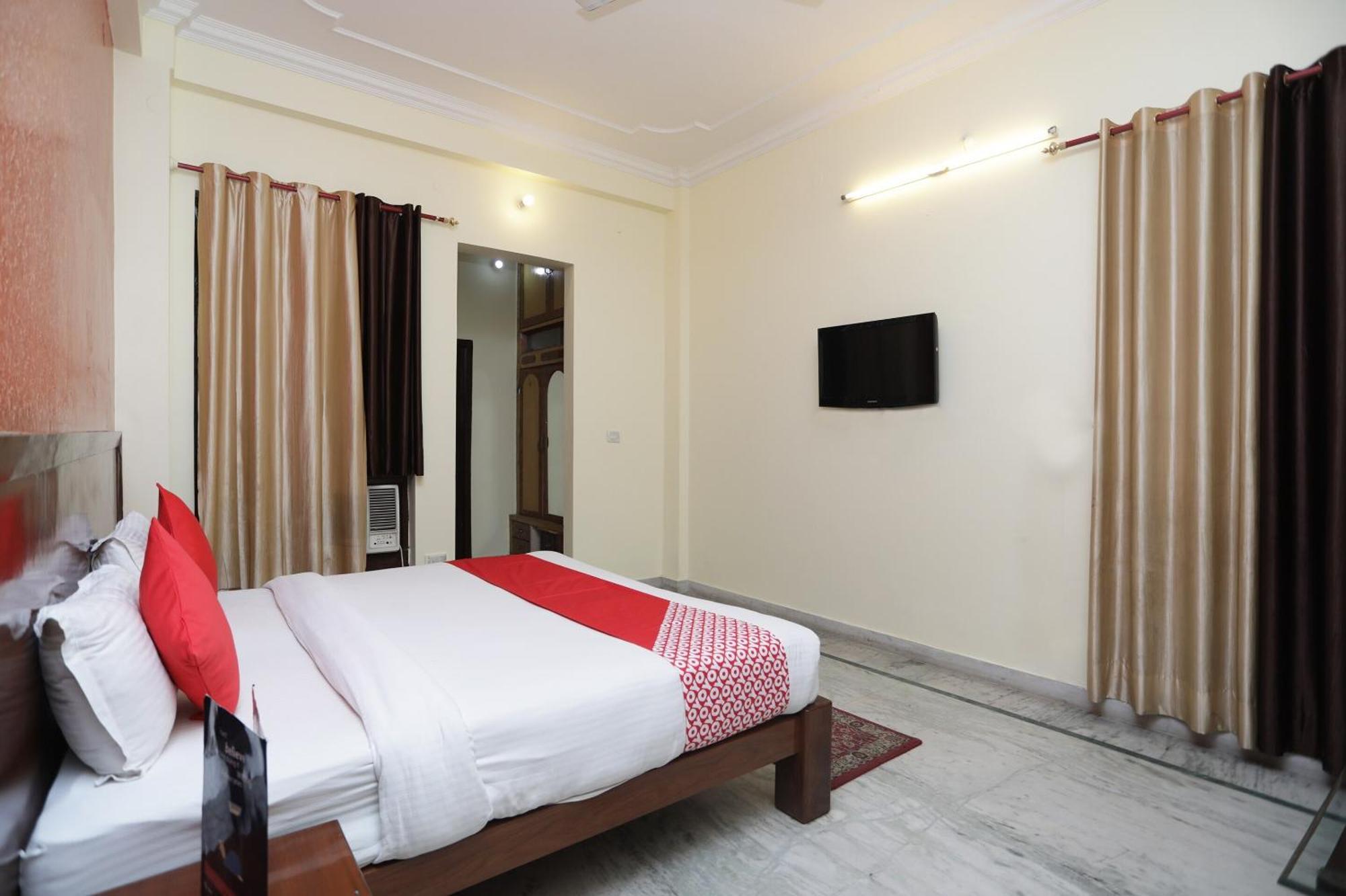 Shikhar Paradise Chinhat Ngoại thất bức ảnh